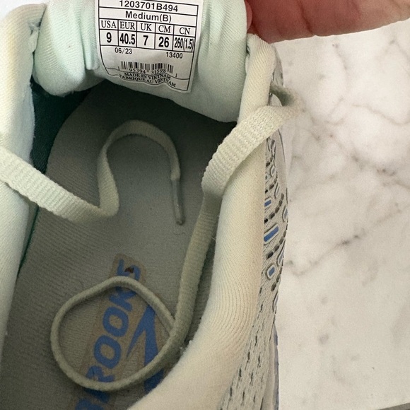 Women’s Brooks Glycerin GTS 20 Blue Glass/Marina/Legion Blue Running Shoe Size 9 - Picture 7 of 10